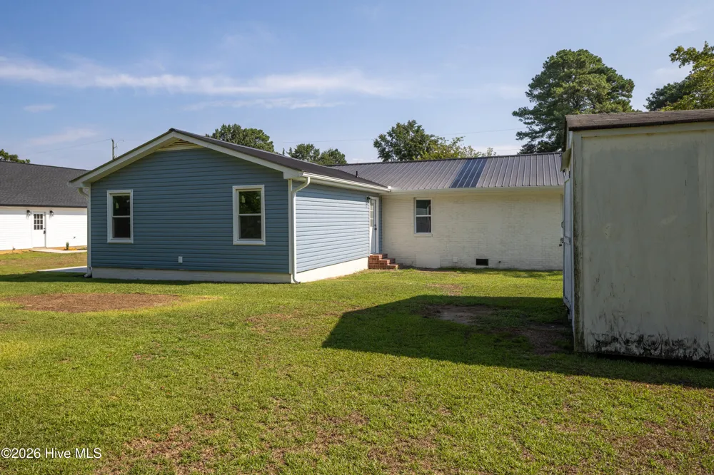 105 Harmon Street Clinton, NC 28328