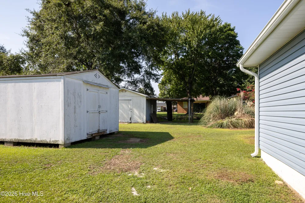105 Harmon Street Clinton, NC 28328