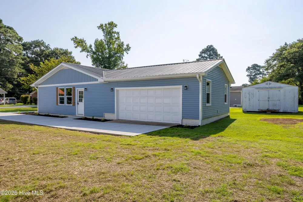 105 Harmon Street Clinton, NC 28328