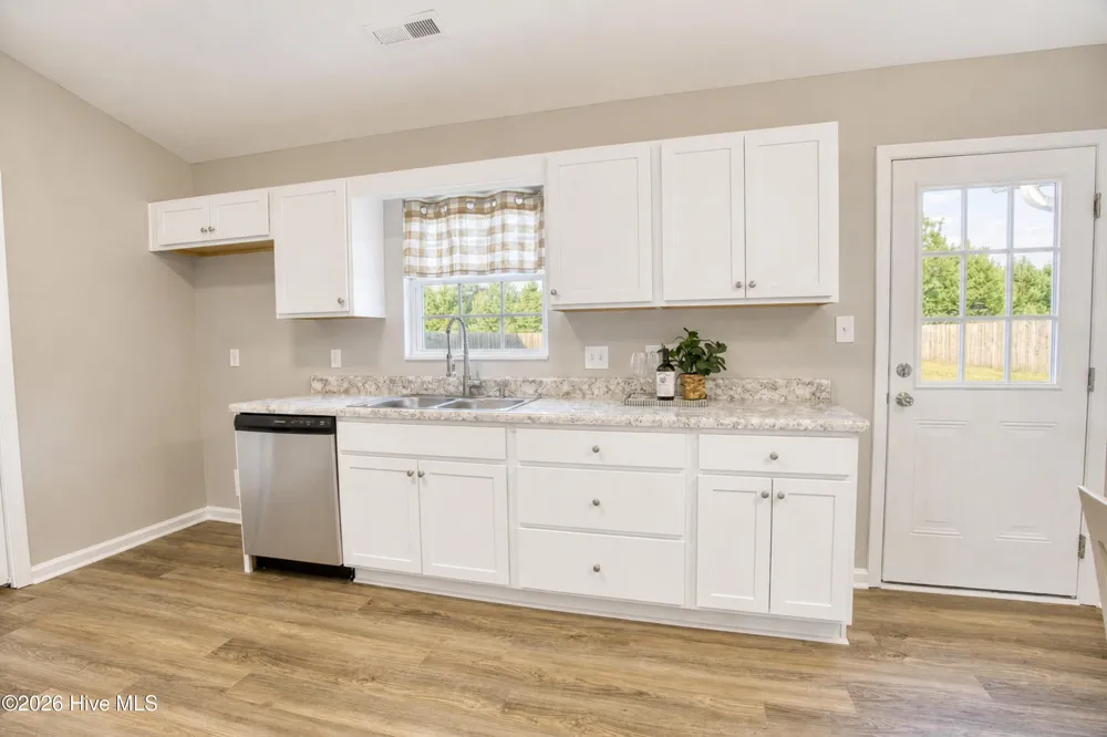 217 Wingspread Lane Beulaville, NC 28518