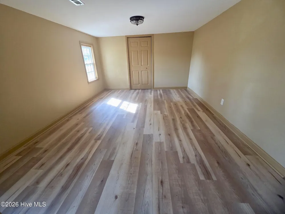 1106 S Dobson Chapel Road S Magnolia, NC 28453