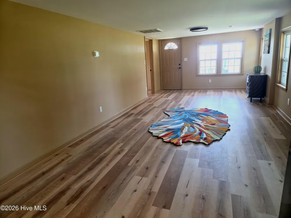1106 S Dobson Chapel Road S Magnolia, NC 28453
