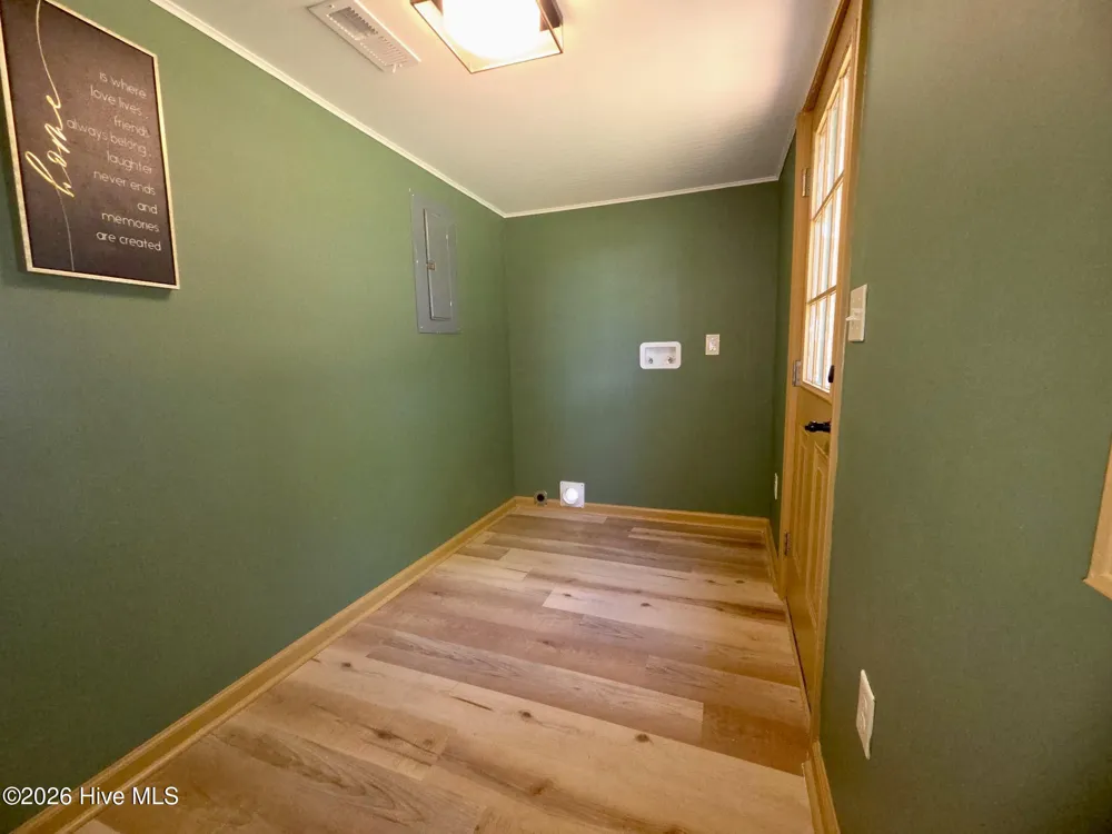 1106 S Dobson Chapel Road S Magnolia, NC 28453