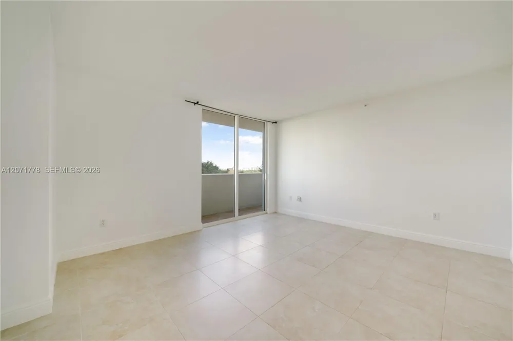 3000 CORAL WAY #511 Miami, FL 33145