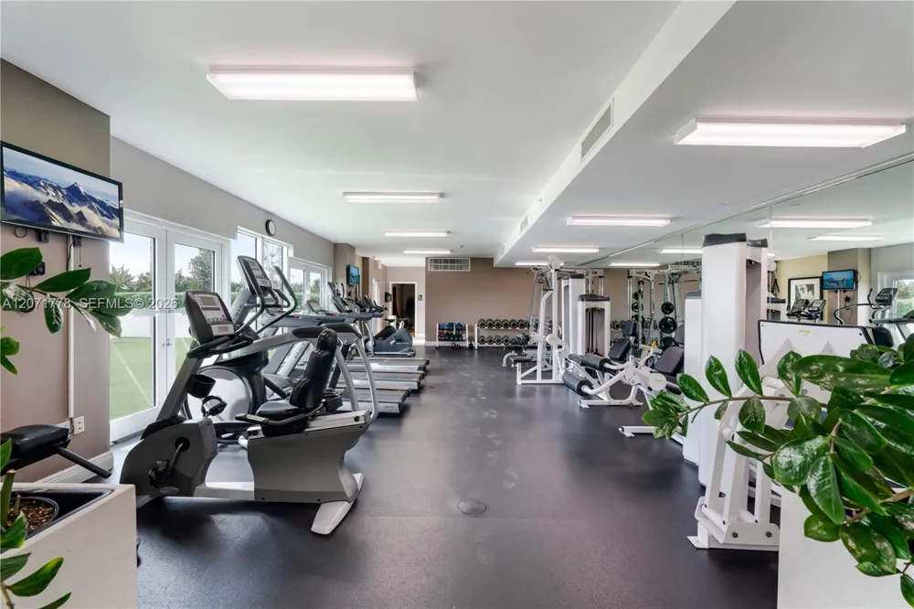 3000 CORAL WAY #511 Miami, FL 33145