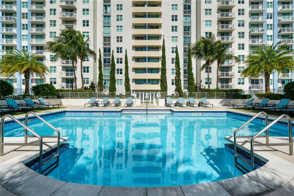 3000 CORAL WAY #511 Miami, FL 33145
