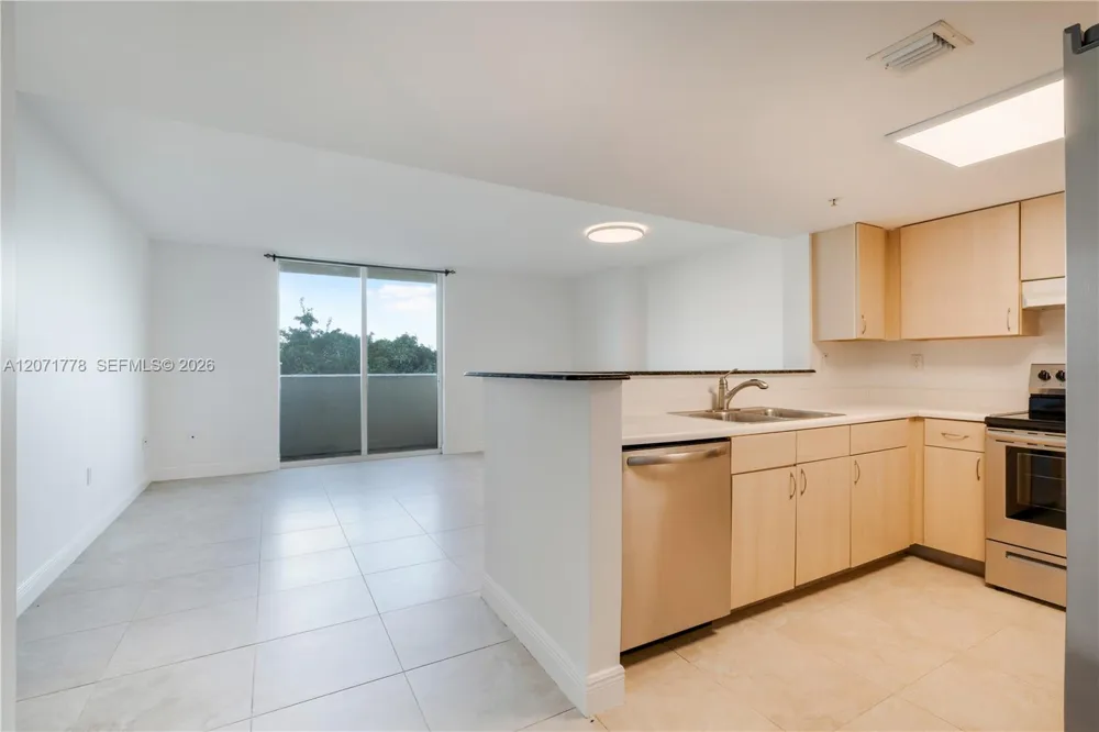 3000 CORAL WAY #511 Miami, FL 33145
