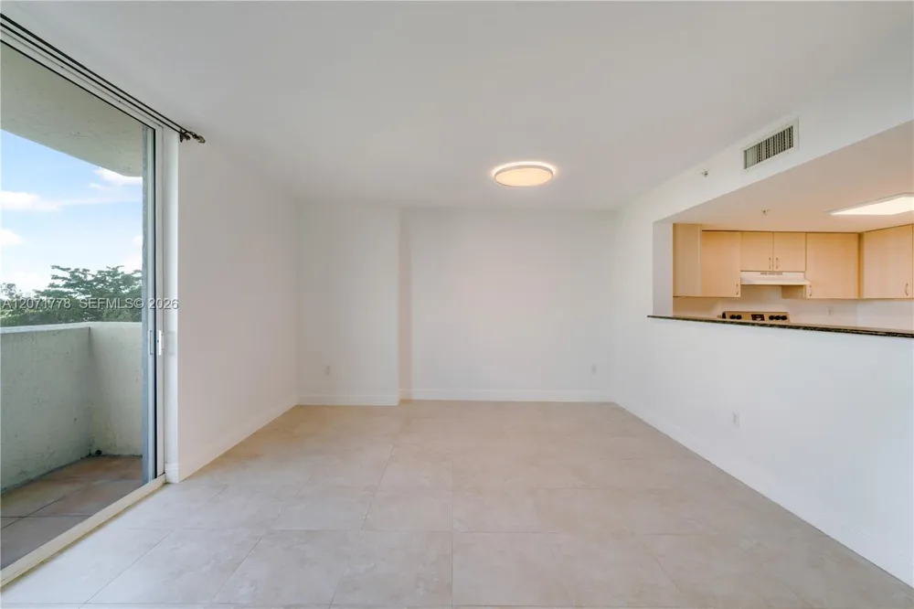 3000 CORAL WAY #511 Miami, FL 33145