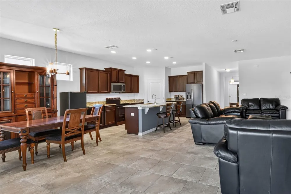 5852 MARSH LANDING DRIVE Winter Haven, FL 33881