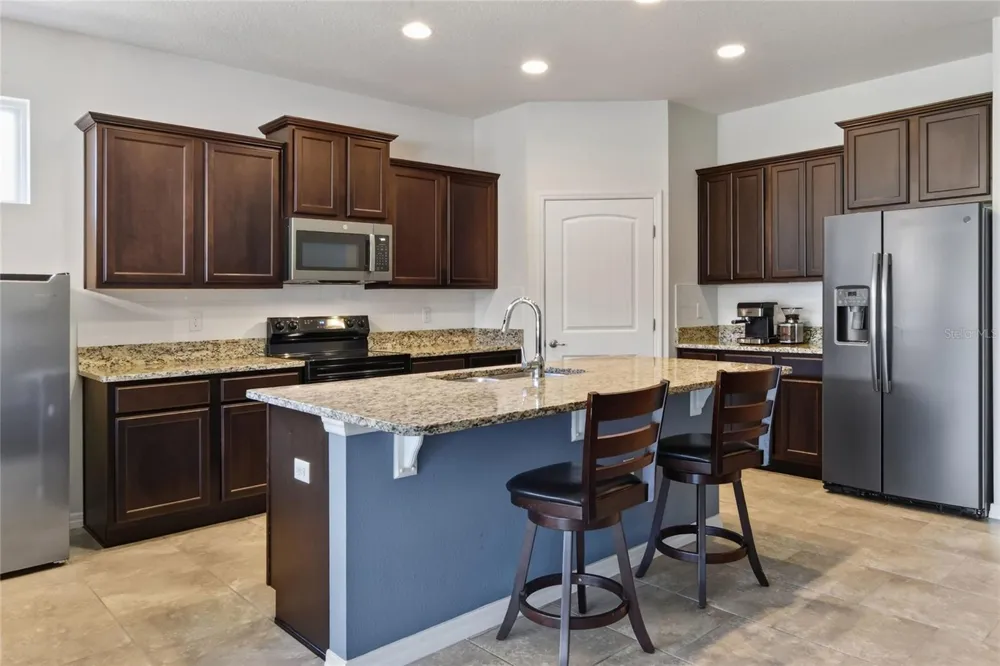 5852 MARSH LANDING DRIVE Winter Haven, FL 33881