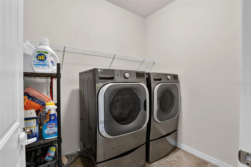 5852 MARSH LANDING DRIVE Winter Haven, FL 33881