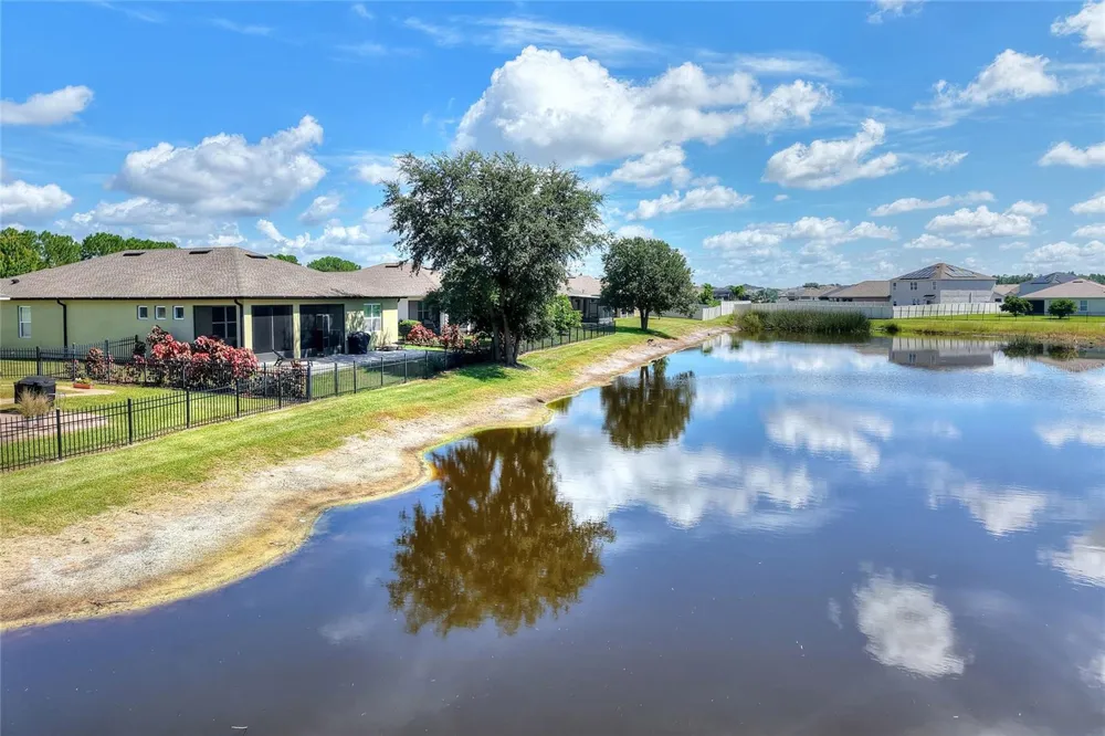 5852 MARSH LANDING DRIVE Winter Haven, FL 33881
