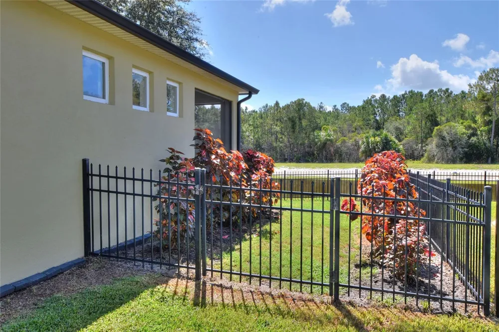 5852 MARSH LANDING DRIVE Winter Haven, FL 33881