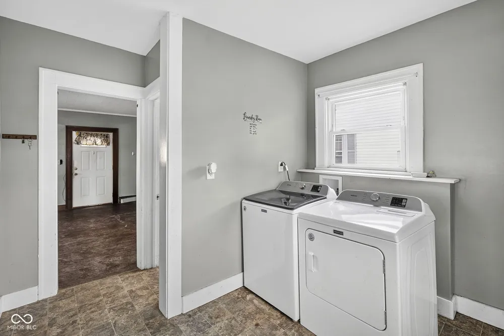 317 W Thompson Street Sullivan, IN 47882