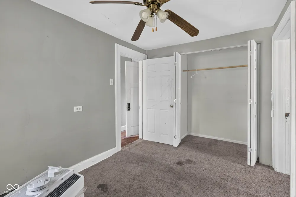 317 W Thompson Street Sullivan, IN 47882
