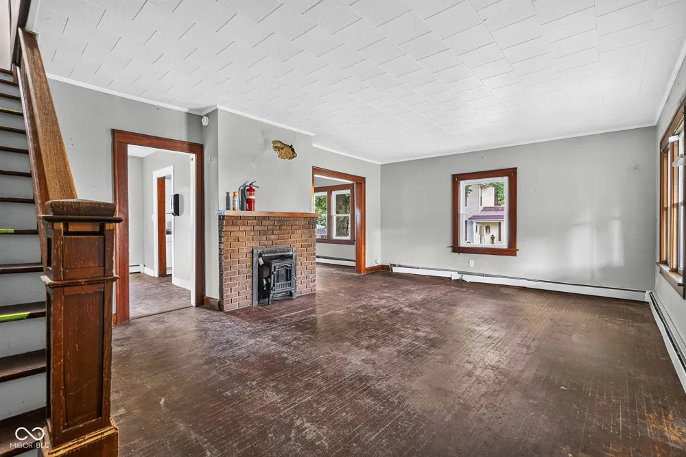317 W Thompson Street Sullivan, IN 47882