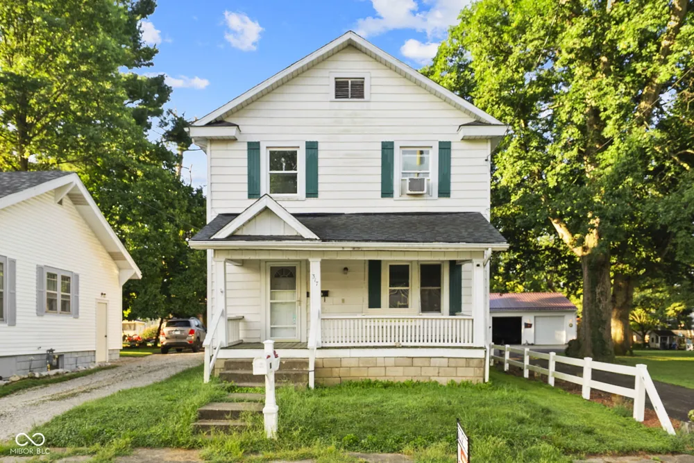 317 W Thompson Street Sullivan, IN 47882