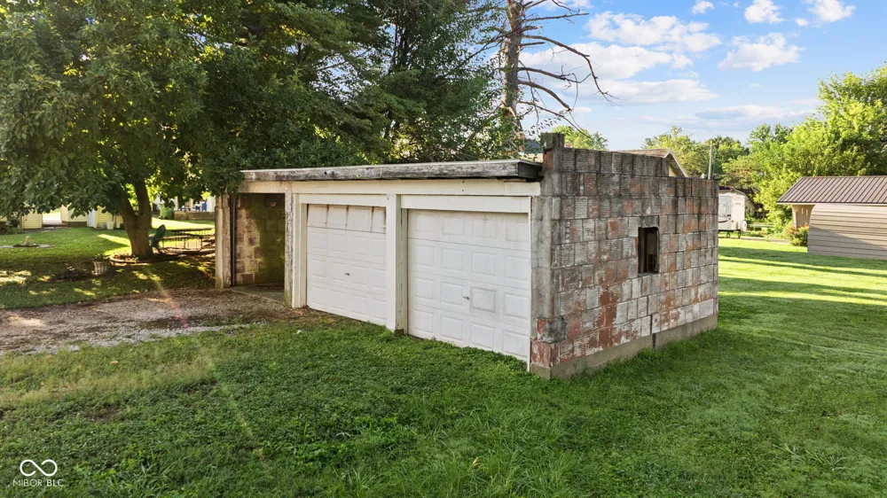 317 W Thompson Street Sullivan, IN 47882