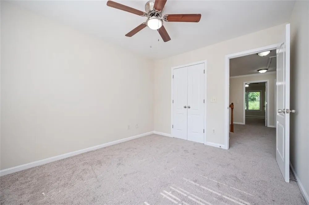100 Red Barn Lane Acworth, GA 30102