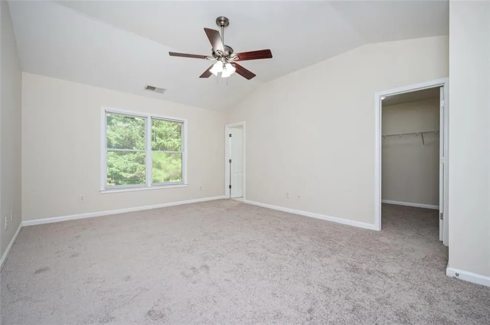 100 Red Barn Lane Acworth, GA 30102