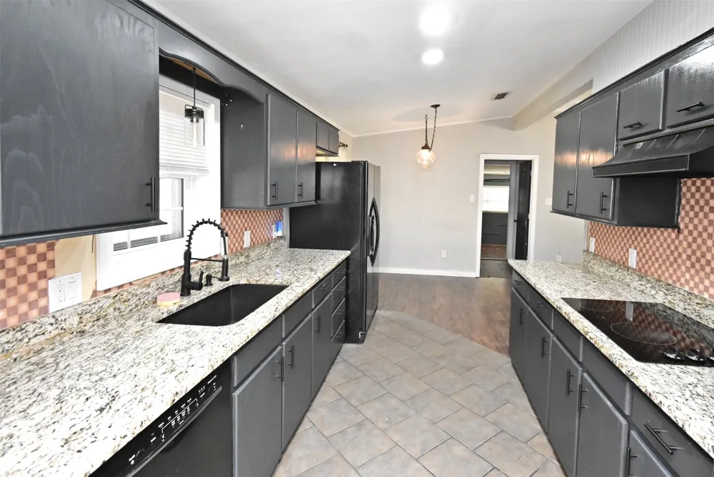 111 E Oak Street Yantis, TX 75497