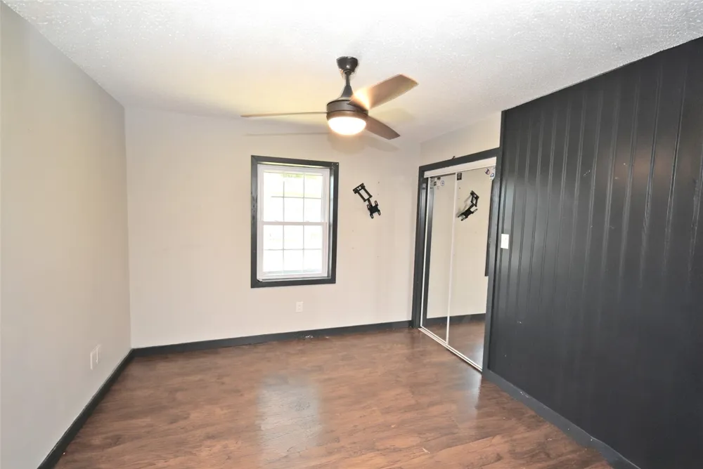 111 E Oak Street Yantis, TX 75497