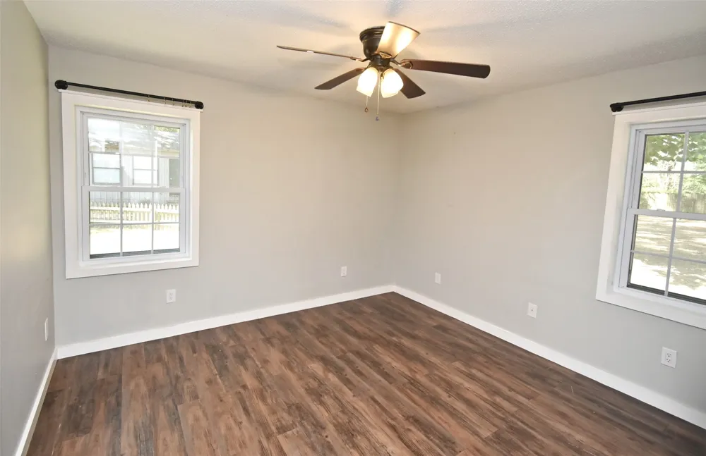 111 E Oak Street Yantis, TX 75497