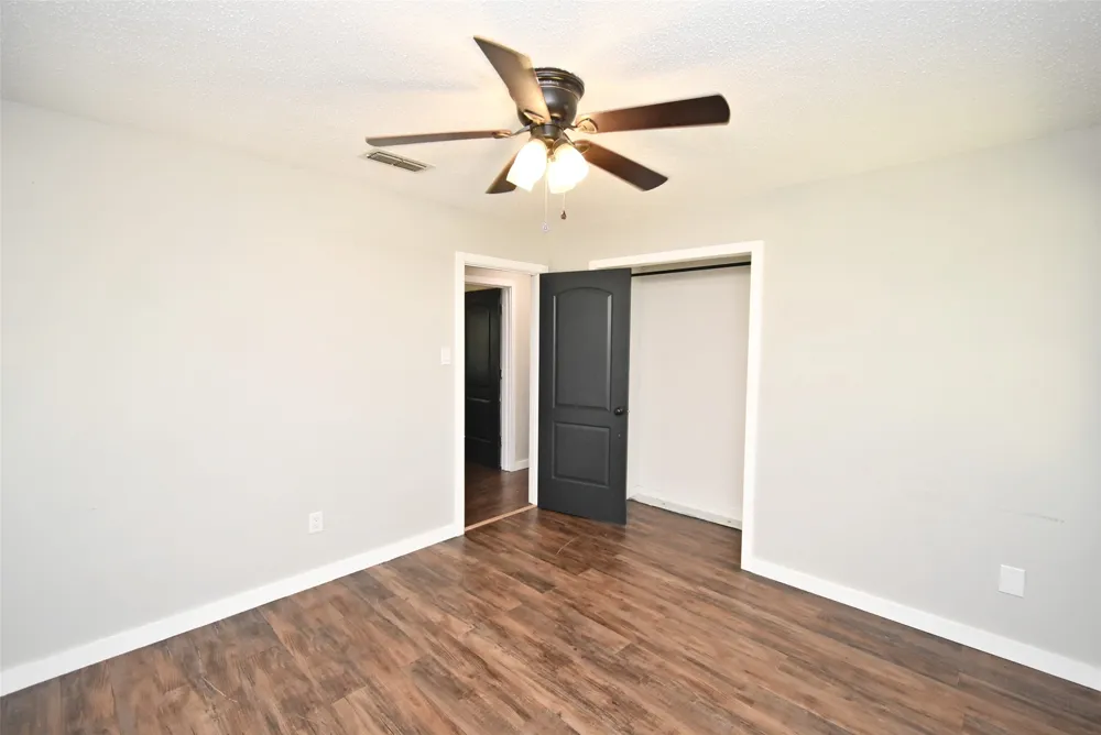 111 E Oak Street Yantis, TX 75497