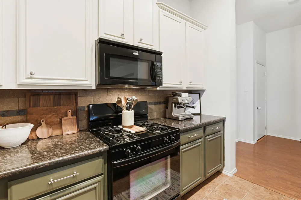 319 Sugarberry Lane Fate, TX 75087