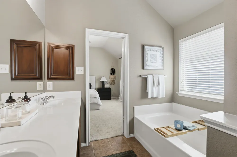 319 Sugarberry Lane Fate, TX 75087