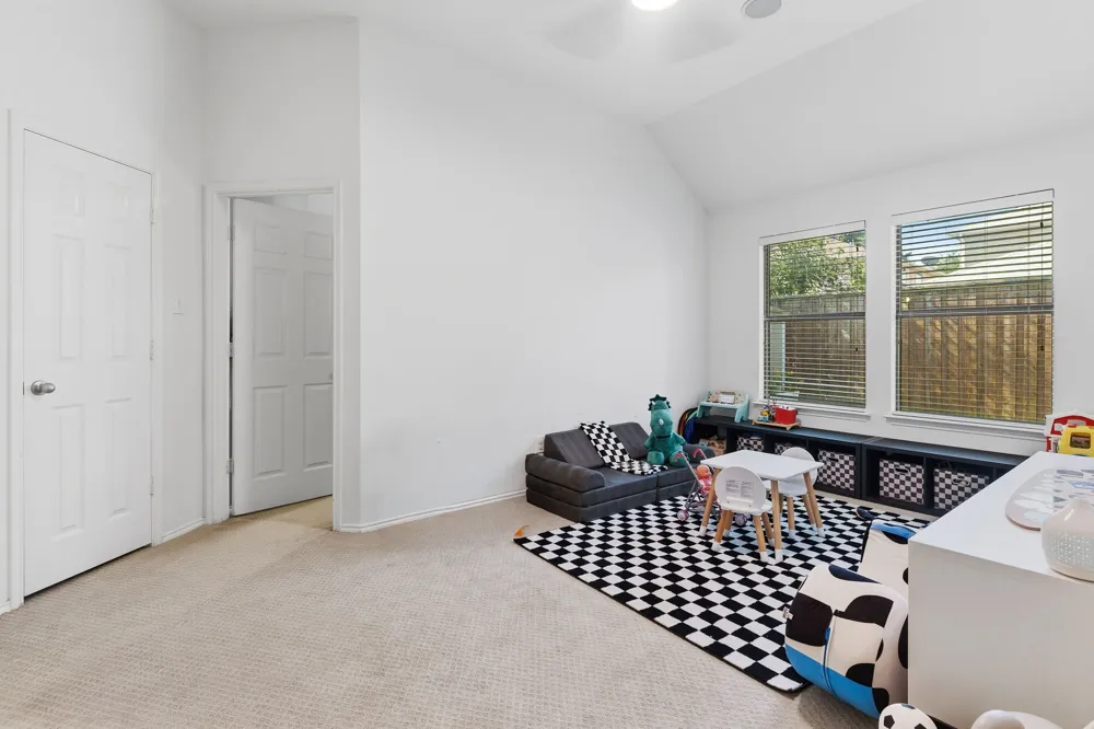 319 Sugarberry Lane Fate, TX 75087