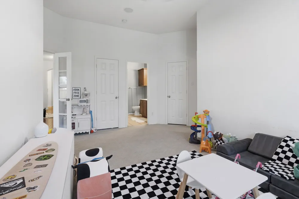 319 Sugarberry Lane Fate, TX 75087
