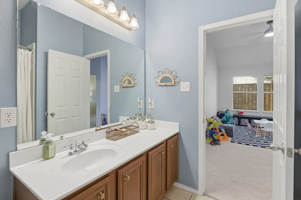 319 Sugarberry Lane Fate, TX 75087