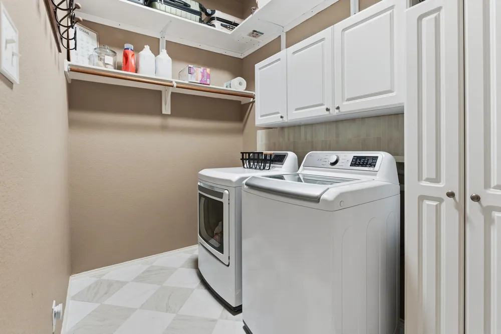 319 Sugarberry Lane Fate, TX 75087