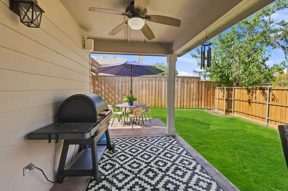 319 Sugarberry Lane Fate, TX 75087