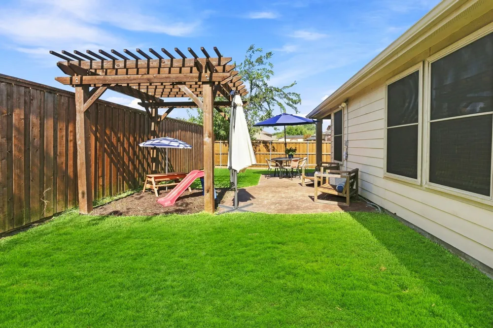 319 Sugarberry Lane Fate, TX 75087
