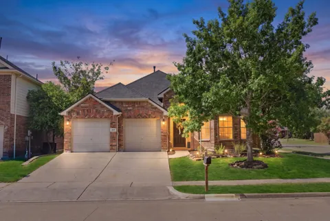 319 Sugarberry Lane