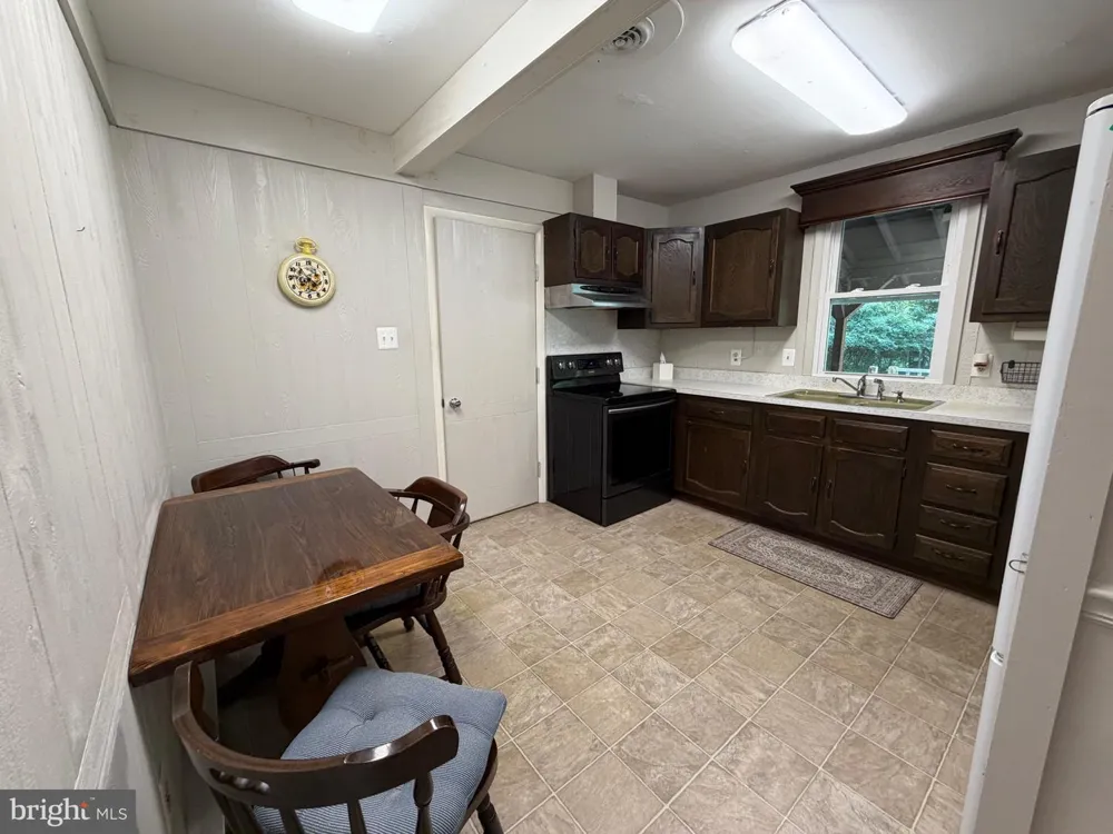 2765 MILL HILL ROAD Waldorf, MD 20603