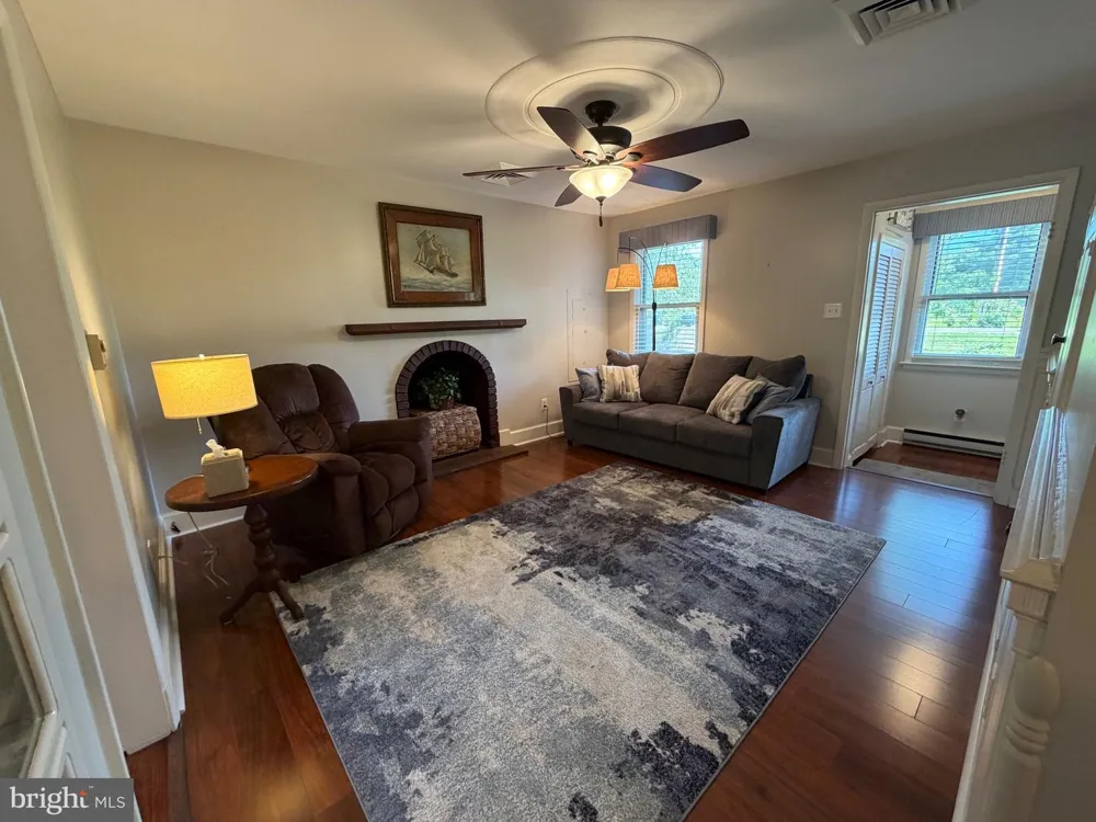 2765 MILL HILL ROAD Waldorf, MD 20603