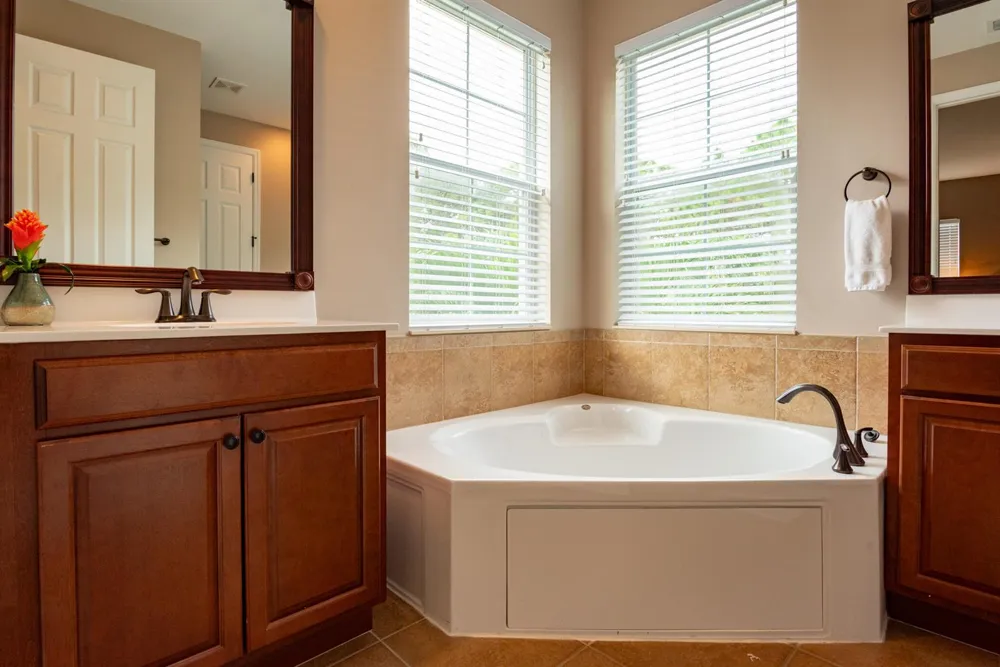108 Canterbury Place Jupiter, FL 33458
