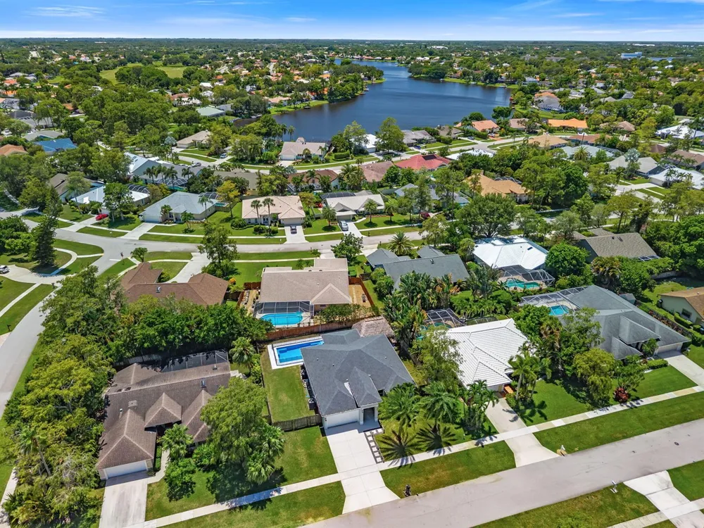 13458 Brixham Street Wellington, FL 33414