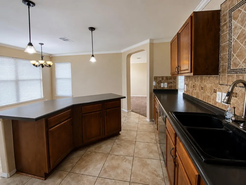 525 Eagles Nest Cove Temple, TX 76502