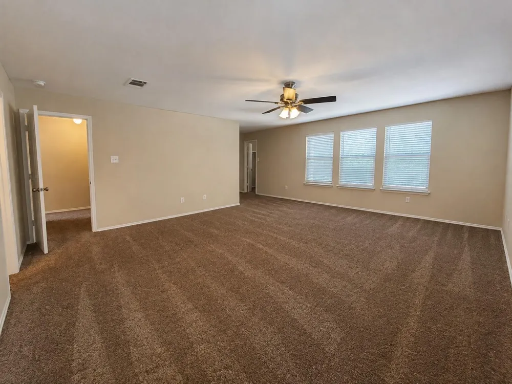 525 Eagles Nest Cove Temple, TX 76502