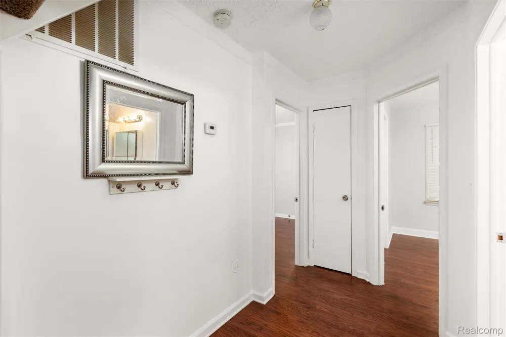 2200 Guthrie Avenue Royal Oak City, MI 48067