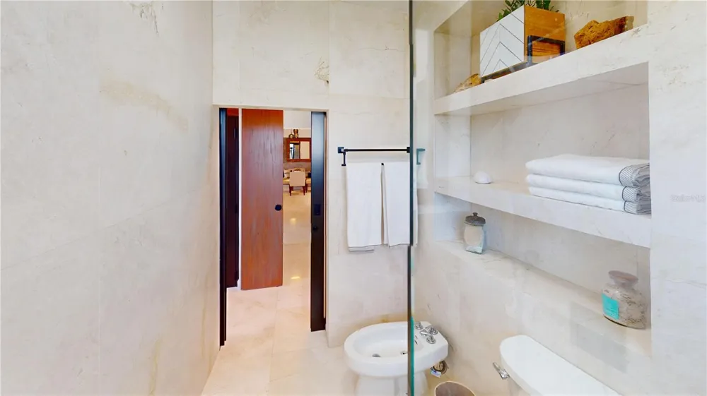54 MUNOZ RIVERA AVENUE #703 San Juan, PR 00901