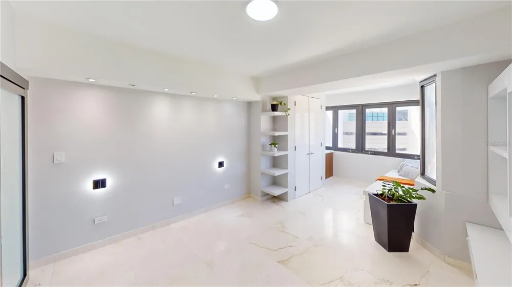 54 MUNOZ RIVERA AVENUE #703 San Juan, PR 00901