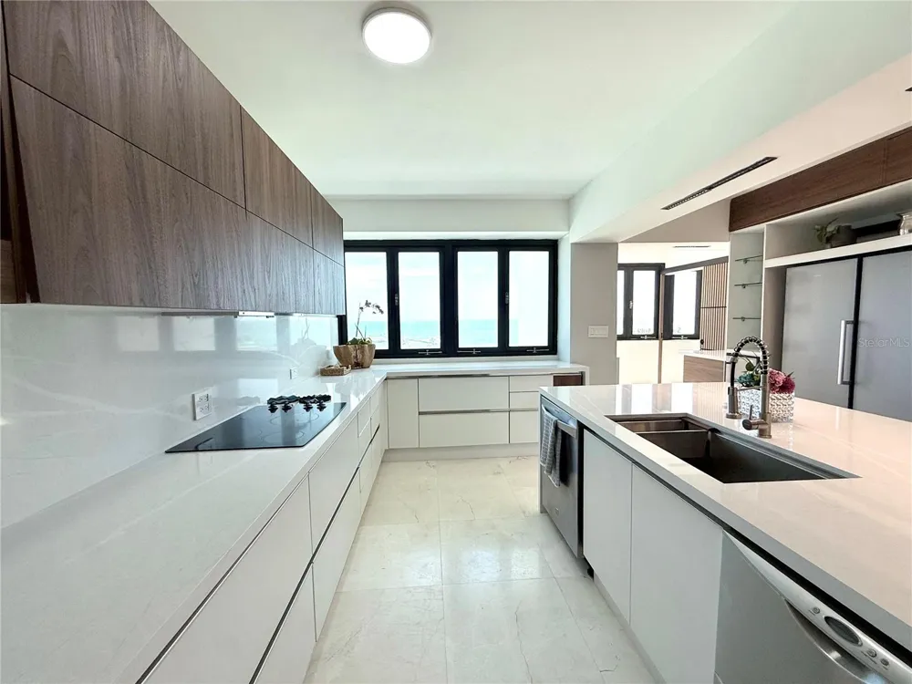 54 MUNOZ RIVERA AVENUE #703 San Juan, PR 00901