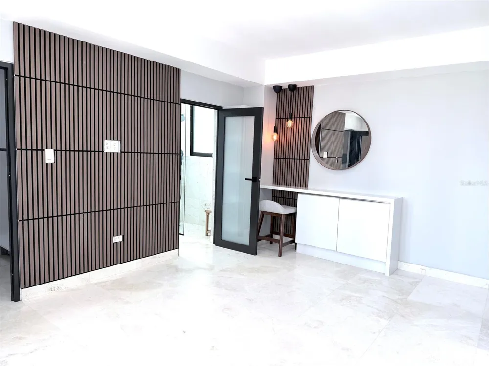 54 MUNOZ RIVERA AVENUE #703 San Juan, PR 00901