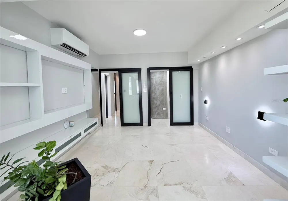 54 MUNOZ RIVERA AVENUE #703 San Juan, PR 00901