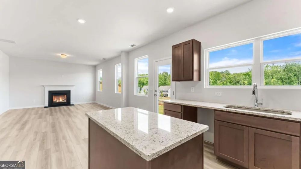 357 Bloomfield CIR Canton, GA 30114